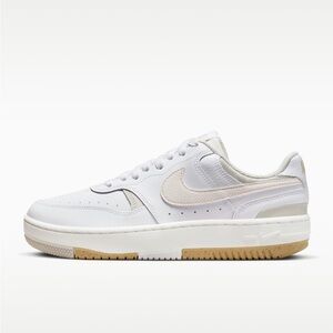 Women’s Nike Gamma Force Sneakers- white